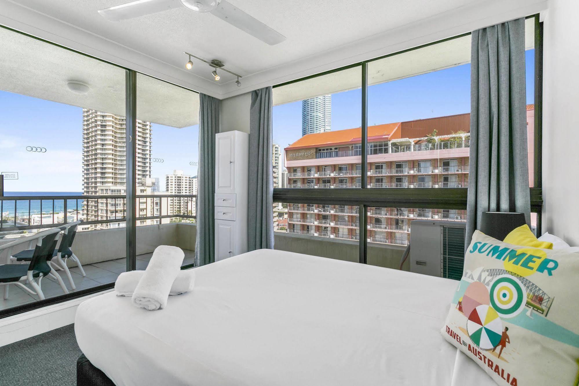 Aparthotel Breakfree Cosmopolitan Gold Coast Exterior foto